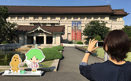 本館にスマートフォンやタブレット端末を向けると江戸城天守が出現!