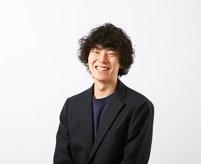 インタビューに応じた男性社員